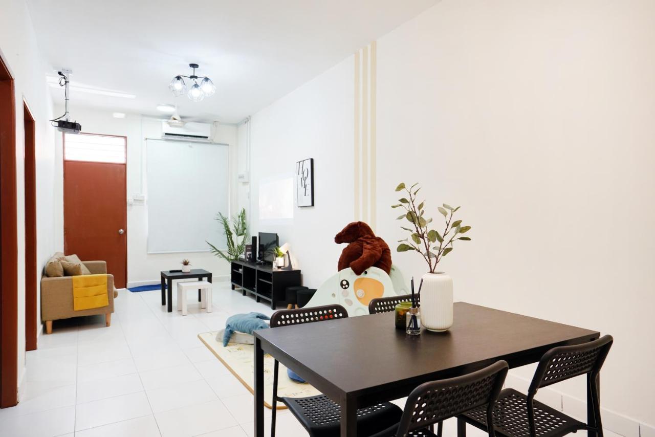 Holiday home Waterpark Tvbox By Joyfully 20b10 Desaru
